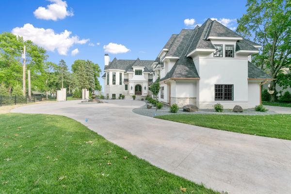 Cost of Concrete Driveway Installation in Lafayette