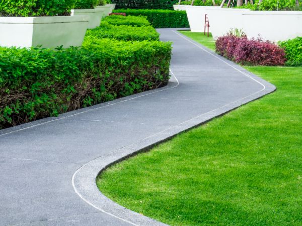 Cost of Walkway Curb Installation in Lafayette