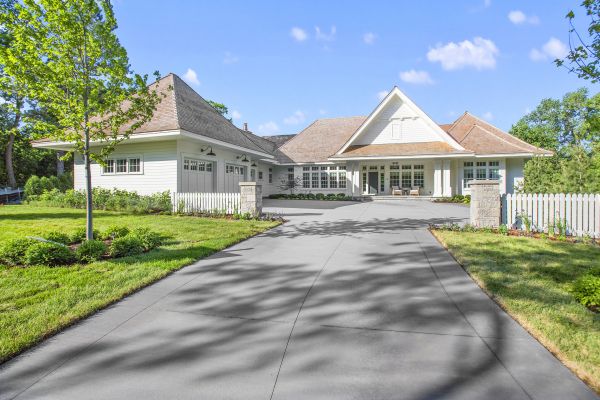 Cost of Driveway Concreting in Lafayette